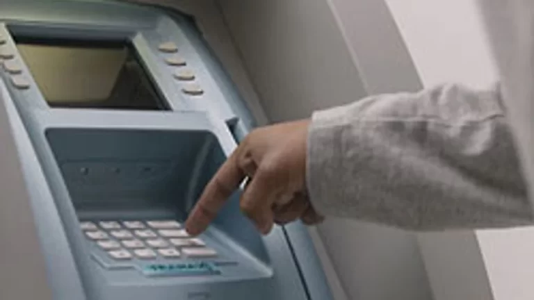 Düzenli Nakit Yardım Programı! Kimlik Belgesini Gösteren Kadınlara 1.000 TL Ödeme Yapılacak!